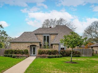 2654 Live Oak Dr, Rosenberg, TX 77471