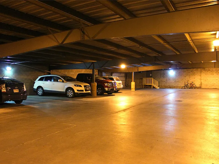 Forest Park Apartments — Photo 9