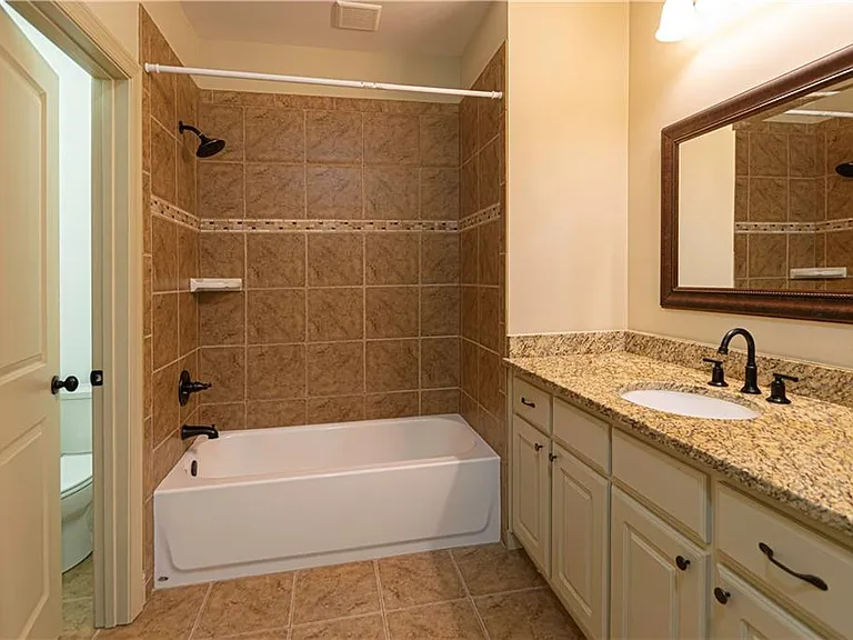 2050 Oak Grove Rd NE — Photo 7