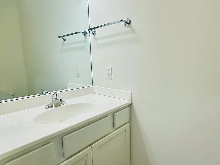 2380 Geranium Ln — Photo 16