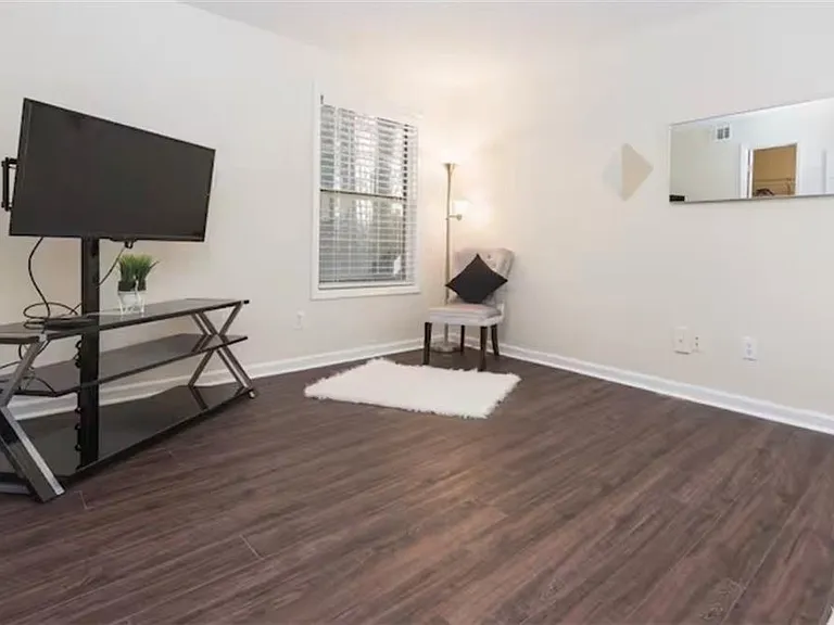 846 Park Pl NE — Photo 157