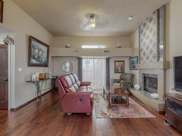 6909 Los Alisos Ct NW, Albuquerque, NM 87120