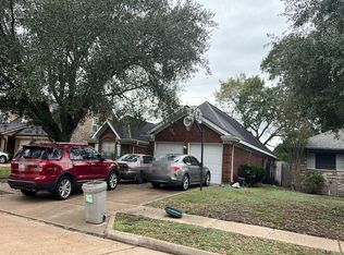 17622 Garnercrest Dr, Houston, TX 77095