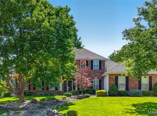 5568 Hennsley Cir, Weldon Spring, MO 63304