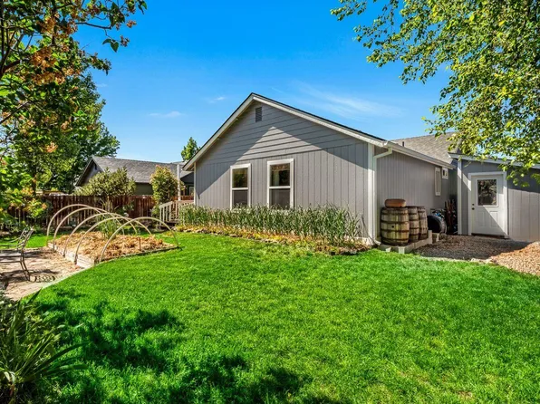 1965 NE Cobble Creek Ave, Bend, OR 97701