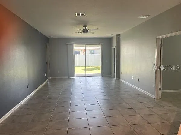 4 bed, 2.0 bath, 2080 sqft, $1,845 — Photo 4