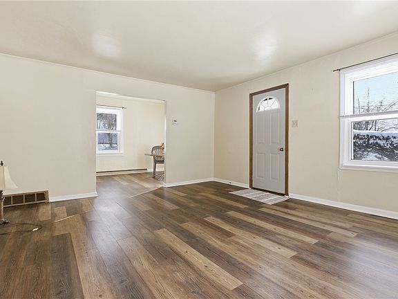 3rd image of 1198 Morgan Rd