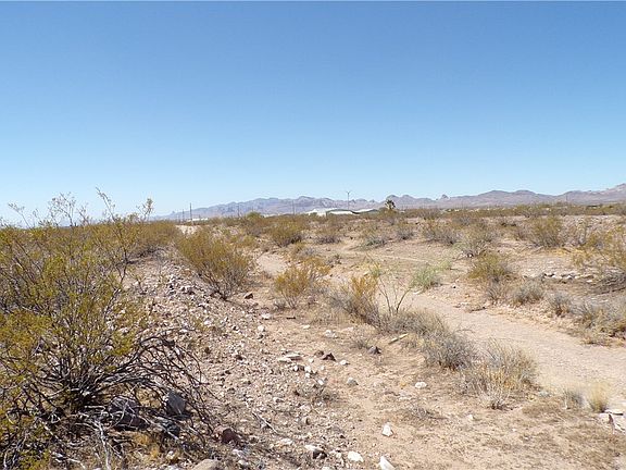 2nd image of 339-16-071 N Elfrida Road