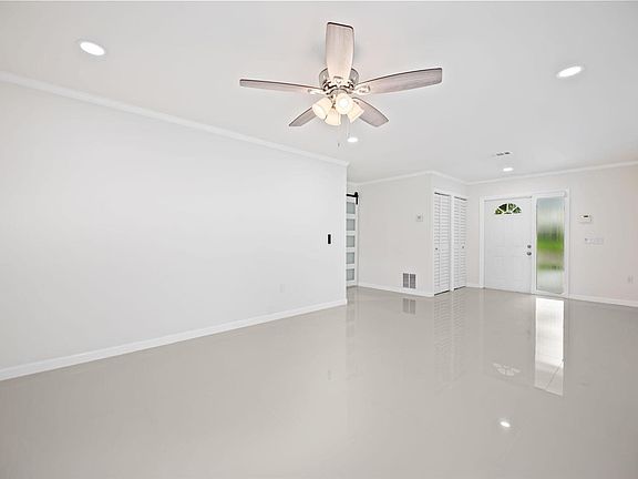3rd image of 561 SW 168th Ter #561