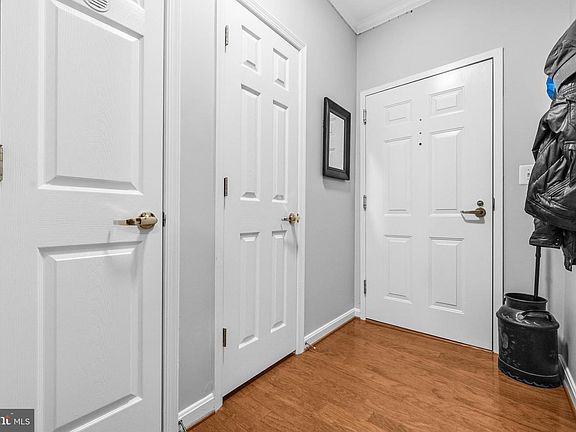 4th image of 1860 Stratford Park Pl APT 103
