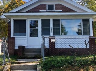 1223 N Horsman St, Rockford, IL 61101