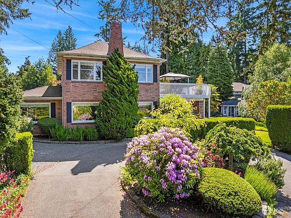 3rd image of 20106 8th Avenue NW