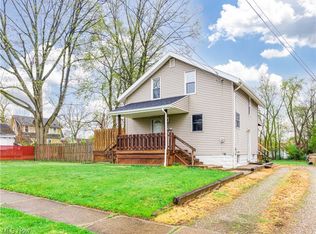 2817 Cora St, Cuyahoga Falls, OH 44221