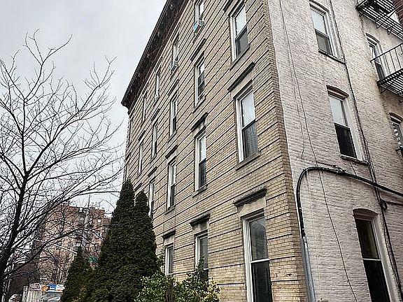 4th image of 1298 Rogers Ave