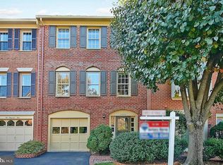 5006 Heritage La, Alexandria, VA 22311