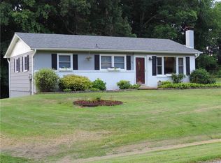 56 Tipperary Dr, Asheville, NC 28806