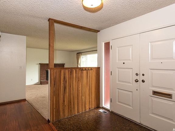 5th image of 3607 Hillcrest Ln