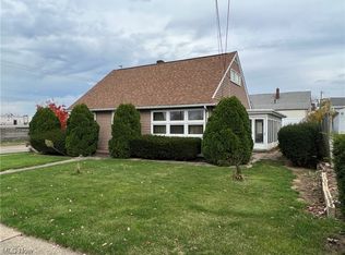 1102 Grandview Ave SW, Canton, OH 44710