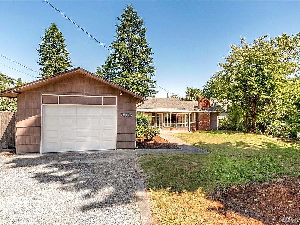 Large Level Front Yard & Lots of Parking