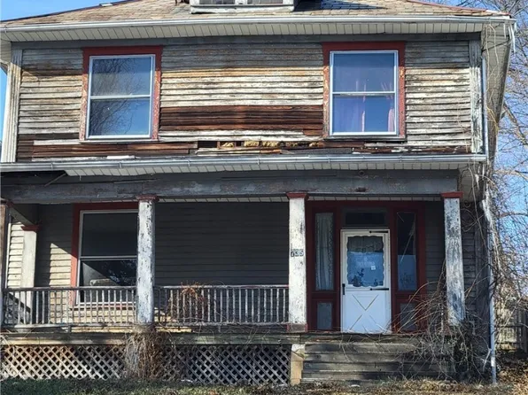 735 Moorehead Ave, Zanesville, OH 43701