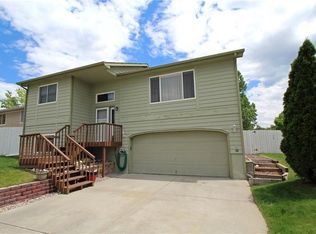915 12th Ave, Laurel, MT 59044