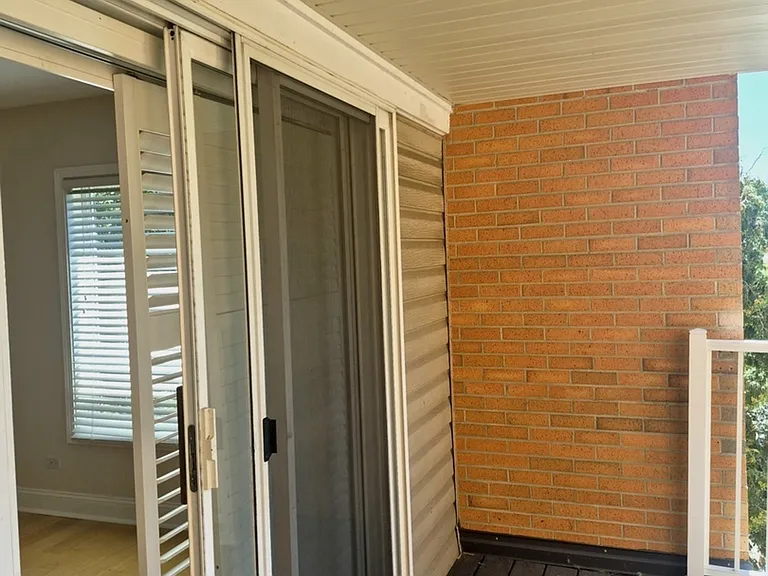 1635 N Milwaukee Ave #303 — Photo 12