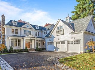 28 Sturbridge Rd, Wellesley, MA 02481