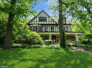 220 Melrose Ave, Kenilworth, IL 60043