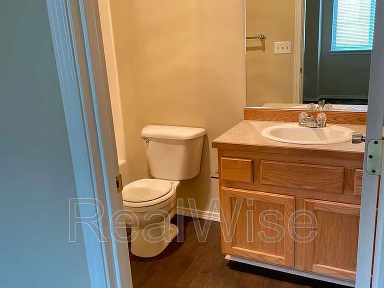 2621 NW Cedar Ave #4 — Photo 22