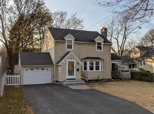 15 Ridgewood Dr, Rochester, NY 14622