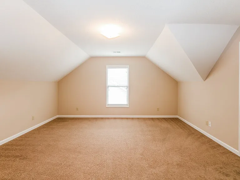 10198 Woodland Hills Dr — Photo 25