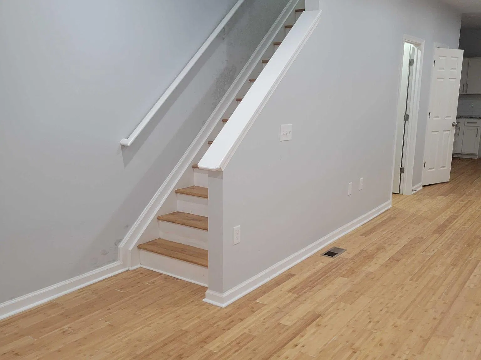 3 bed, 1.5 bath, $1,500 — Photo 1
