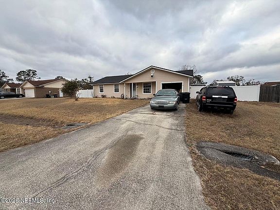 2nd image of 8819 FALCON TRACE Drive S