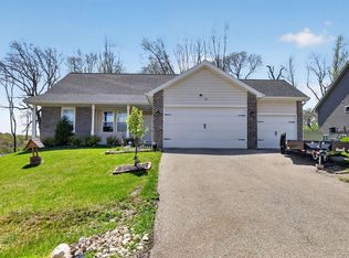 934 E Superior Drive, Edgerton, WI 53534