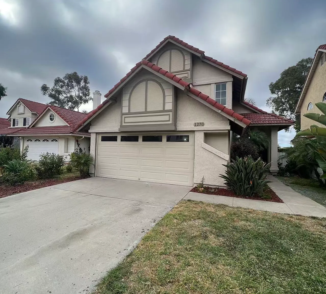3 bed, 1407 sqft, $3,990 — Photo 3