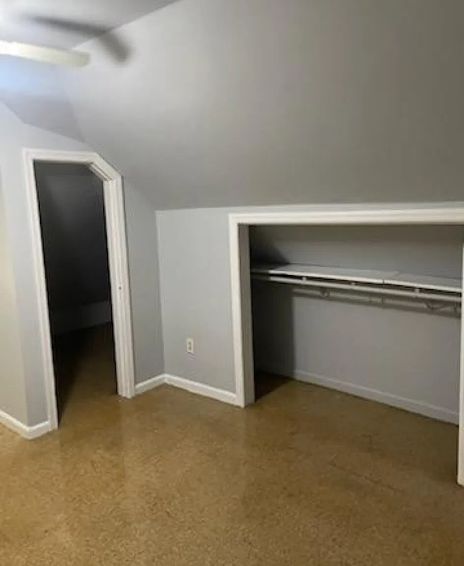 1 bed, 228 sqft, $700 — Photo 2