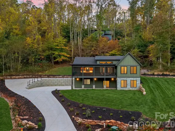 21 Poplar Run Cir, Asheville, NC 28804
