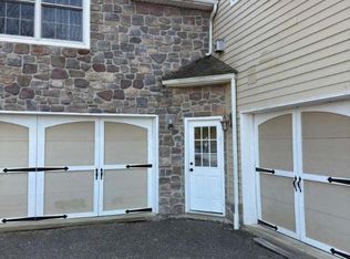 226 Sonny Dr, Wind Gap, PA 18091