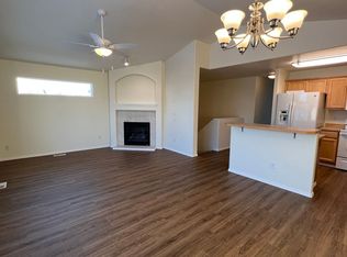 259 Whisper Ridge Cir #B, Anchorage, AK 99504