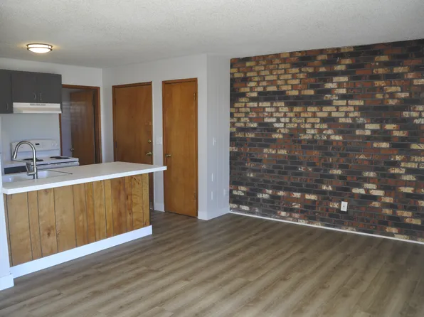 1322 N Holladay Dr, Seaside, OR 97138
