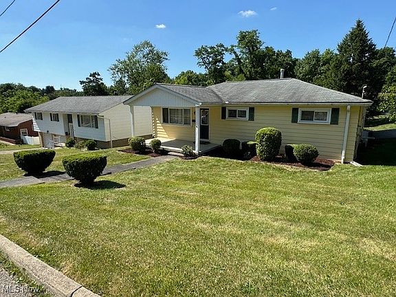 5th image of 107 Shepherd Terrace Ave