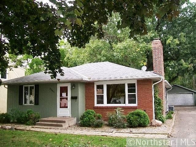1st image of 2065 Arlington Ave E