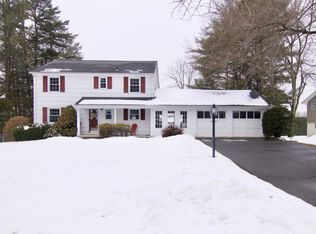 42 Ridge Rd, East Longmeadow, MA 01028