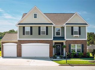 3337 Grandview Club Rd, Pfafftown, NC 27040