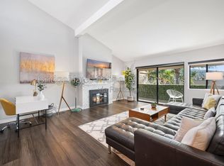 2607 Pirineos Way Unit 302, Carlsbad, CA 92009