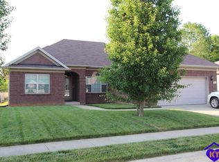 1713 W Crocus Dr, Radcliff, KY 40160