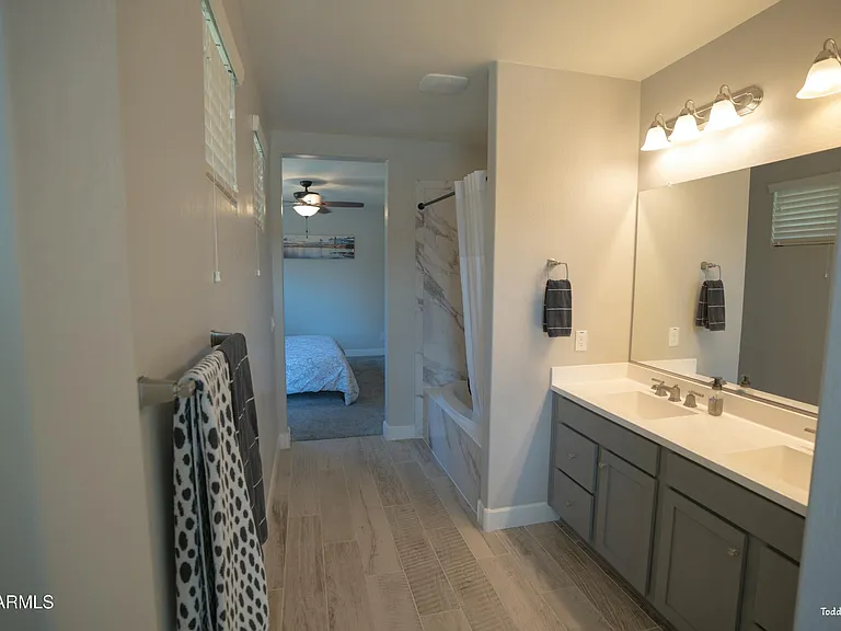 3231 Huckleberry Way — Photo 45