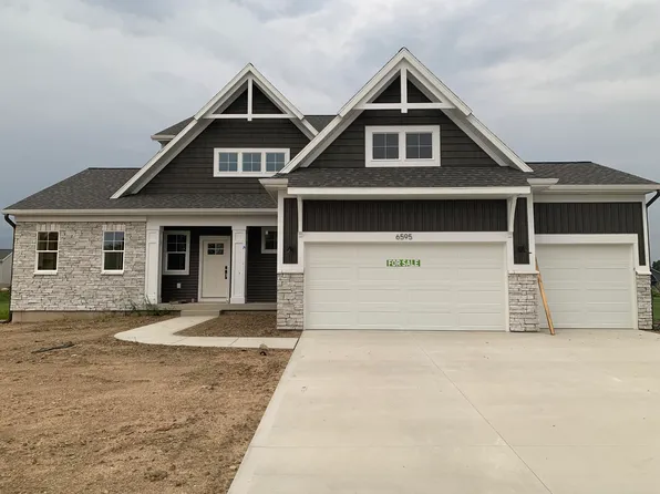 6595 Inwood Ridge Dr NE, Rockford, MI 49341