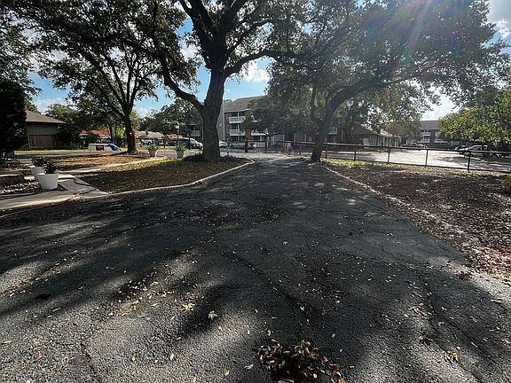 2nd image of 4435 Naco Perrin Blvd #1
