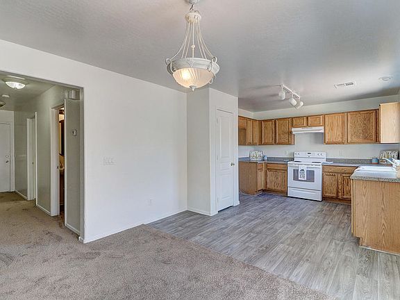 5th image of 21978 W Cocopah St